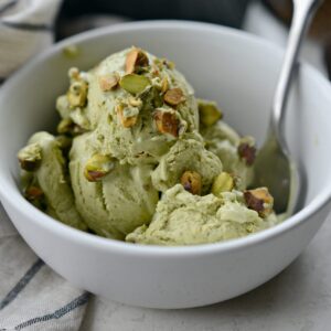 Pistachio Ice Cream 6oz (Per Cup)