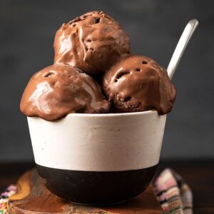 Chocolate Ice Cream 6oz (Per Cup)